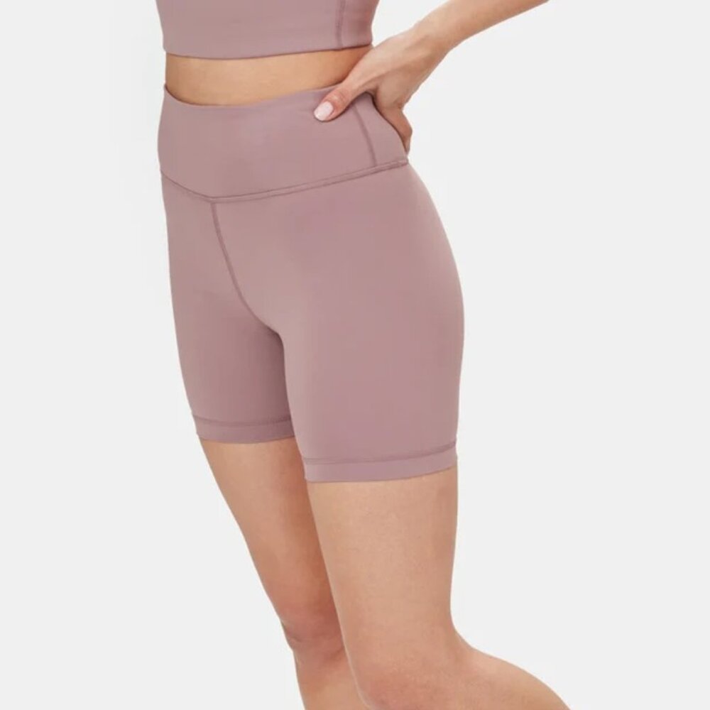 InMotion Bike Shorts by Tentree